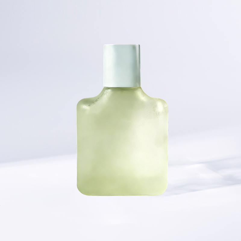 J3714 Chai nước hoa dạng xịt 50ml